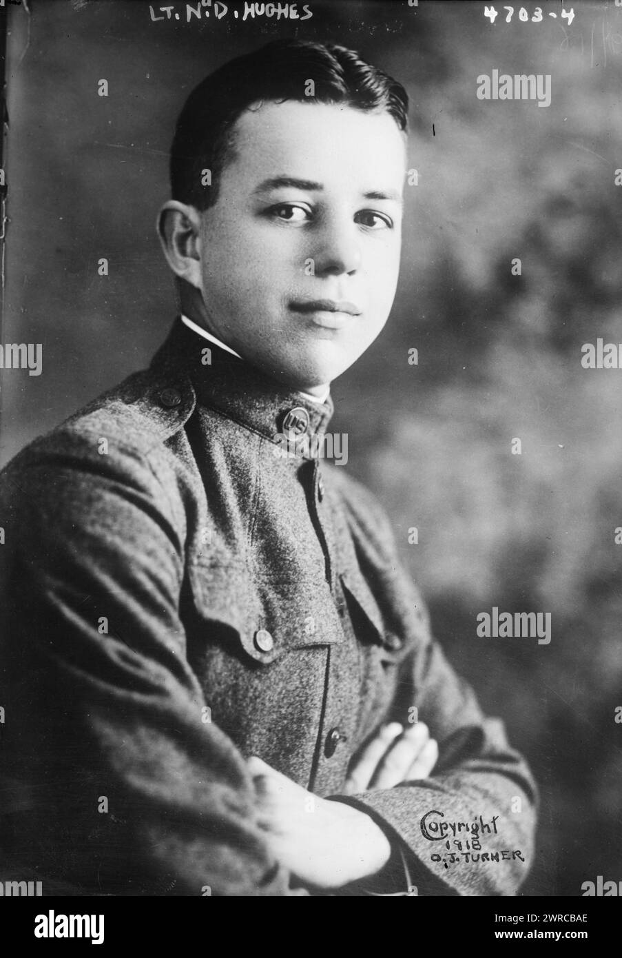 Lt. N.D. Hughes, photographie montrant le lieutenant Norman David Hughes (1896-1918), tué au combat pendant la première Guerre mondiale, entre env. 1915 et 1918, négatifs verre, 1 négatif : verre Banque D'Images