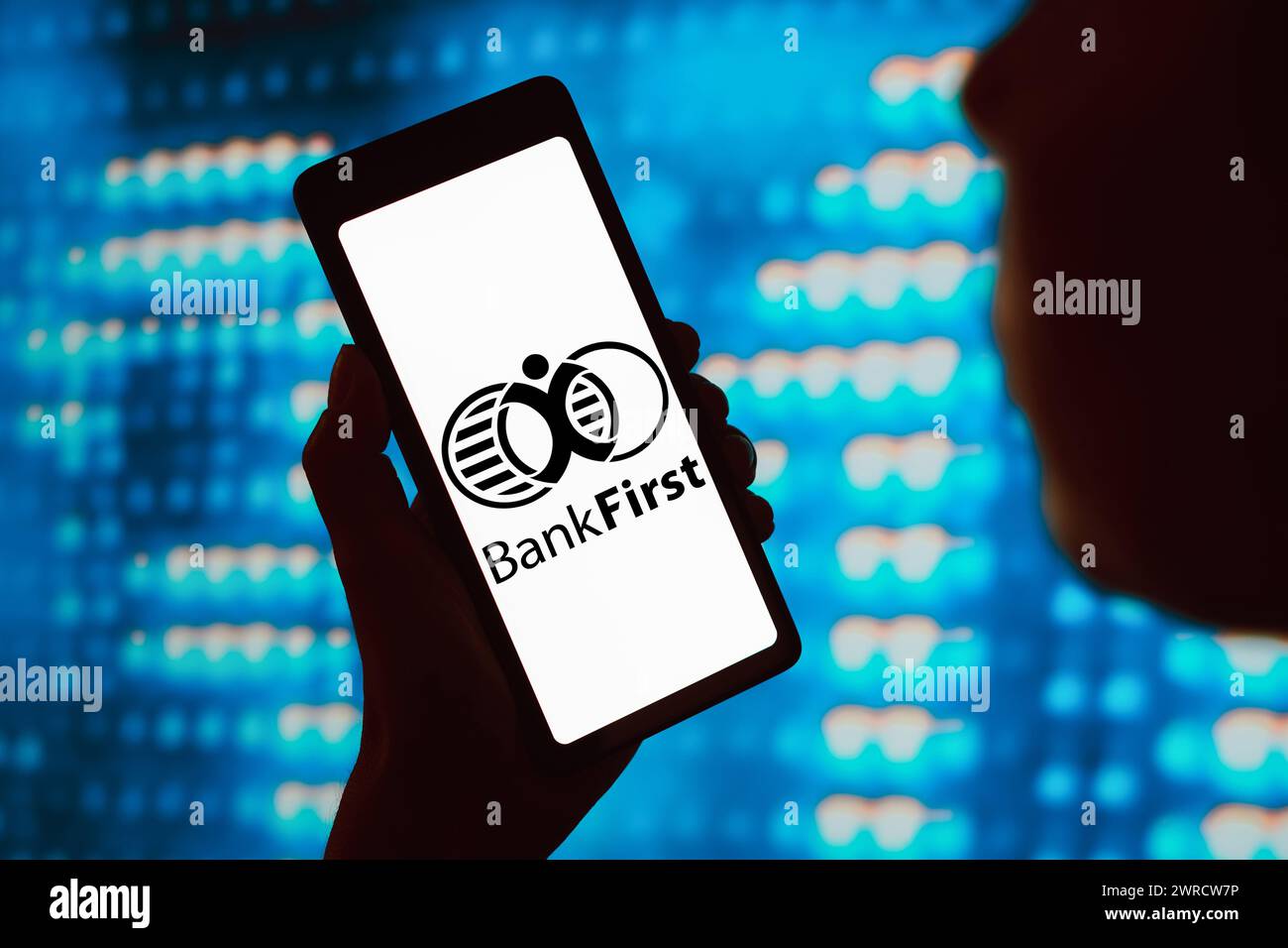 Brésil. 27 février 2024. Dans cette illustration photo, le logo Bank First est affiché sur l'écran d'un smartphone. Crédit : SOPA images Limited/Alamy Live News Banque D'Images