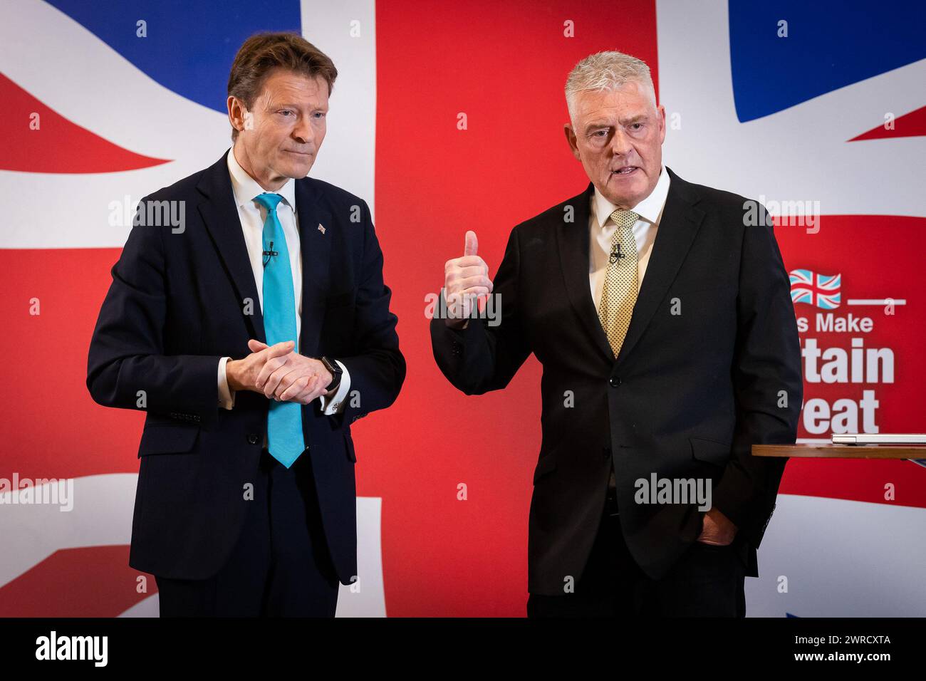 Londres, Royaume-Uni. 11 mars 2024. (De gauche à droite) Richard TICE, chef de la réforme britannique, et Lee Anderson, député d'Ashfield, prennent la parole lors d'une conférence de presse. Anderson a fait défection des conservateurs pour le Royaume-Uni réformiste après que ses commentaires sur Sadiq Khan étant ëin la poche de Islamistsí ont conduit au retrait du whip conservateur de lui. Crédit : SOPA images Limited/Alamy Live News Banque D'Images