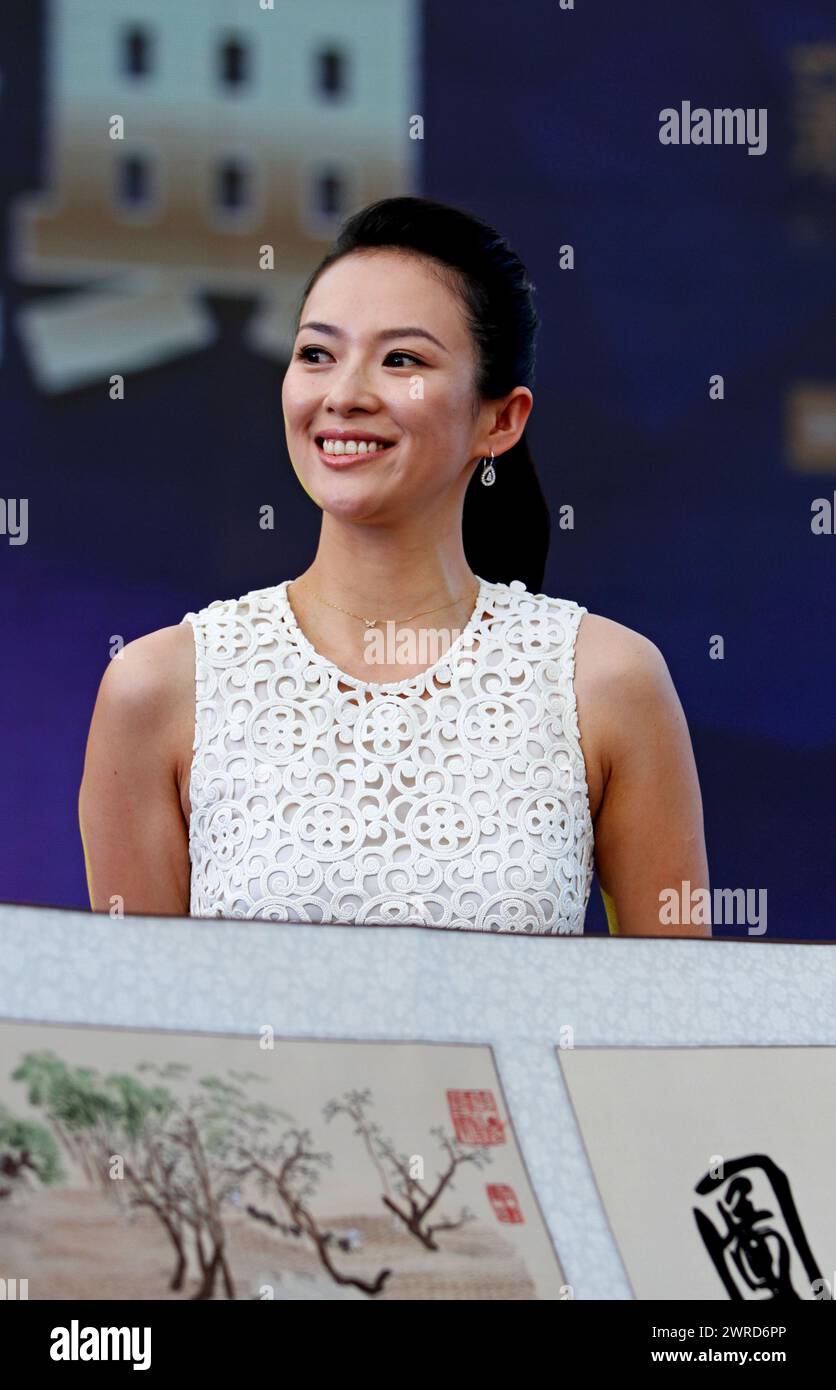 Zhengzhou, Chine. 12 mars 2024. L'actrice Zhang Ziyi assiste à un événement de célébration dans une propriété de Zhengzhou, en Chine, le 17 août 2013. (Photo de Costfoto/NurPhoto) crédit : NurPhoto SRL/Alamy Live News Banque D'Images