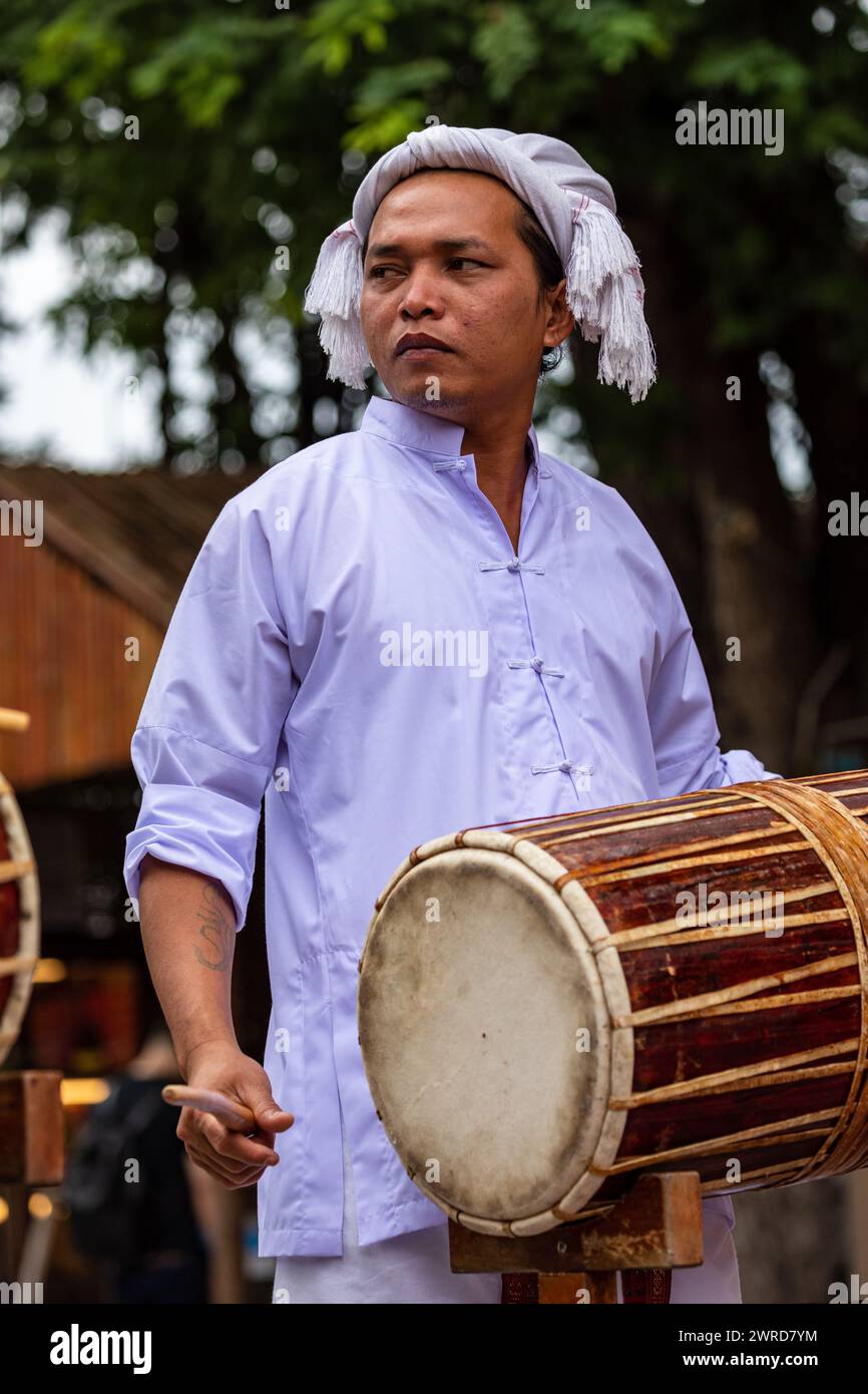 Musique traditionnelle aux tours Cham de po Nagar au Vietnam Banque D'Images