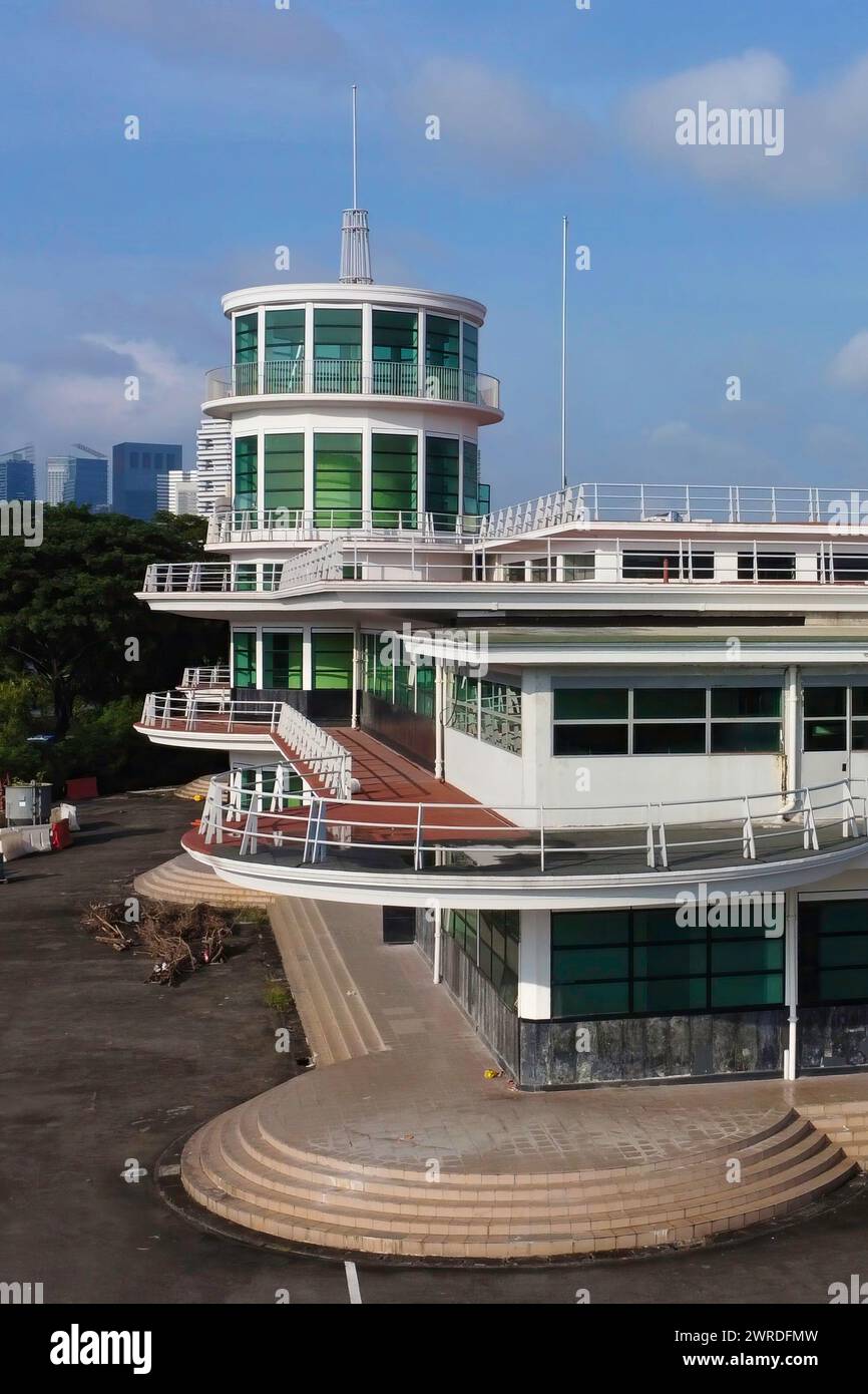 L'ancien terminal de l'aéroport de Kallang est un bâtiment moderniste emblématique avec des rampes et des colonnes de style Art déco de Frank Dorrington Ward. Banque D'Images