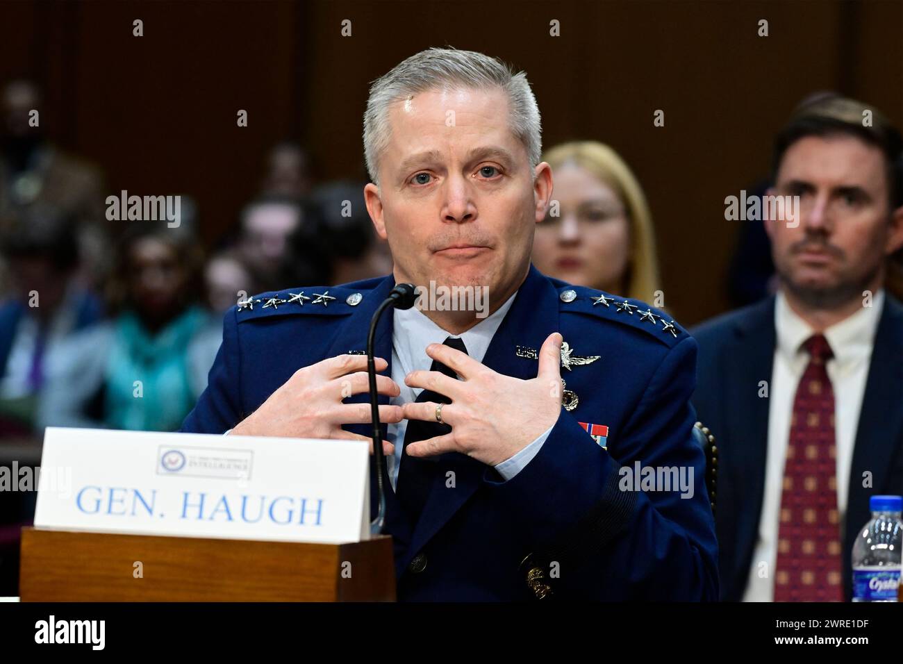 Le général Timothy d Haugh, directeur de l'Agence nationale de sécurité (NSA), témoigne lors de l'audience du Comité spécial du Sénat américain sur le renseignement pour examiner les menaces mondiales dans le bâtiment des bureaux du Sénat Hart sur Capitol Hill à Washington, DC, le lundi 11 mars 2024.crédit : Ron Sachs/CNP/MediaPunch Banque D'Images