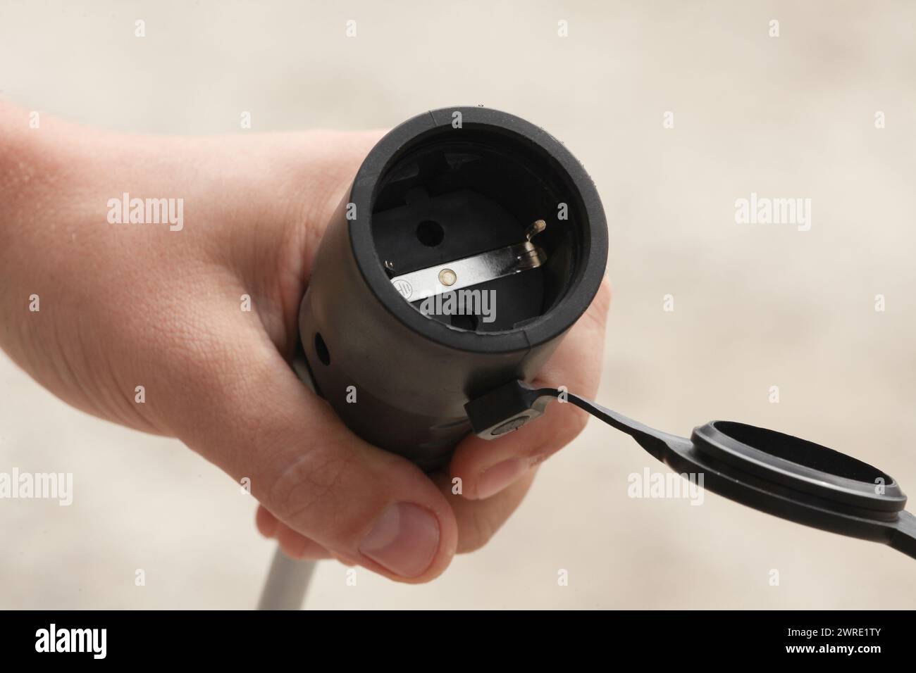 Photo de la nouvelle rallonge portable 2023 qui est soumise à la pression électrique et est très solide. Banque D'Images