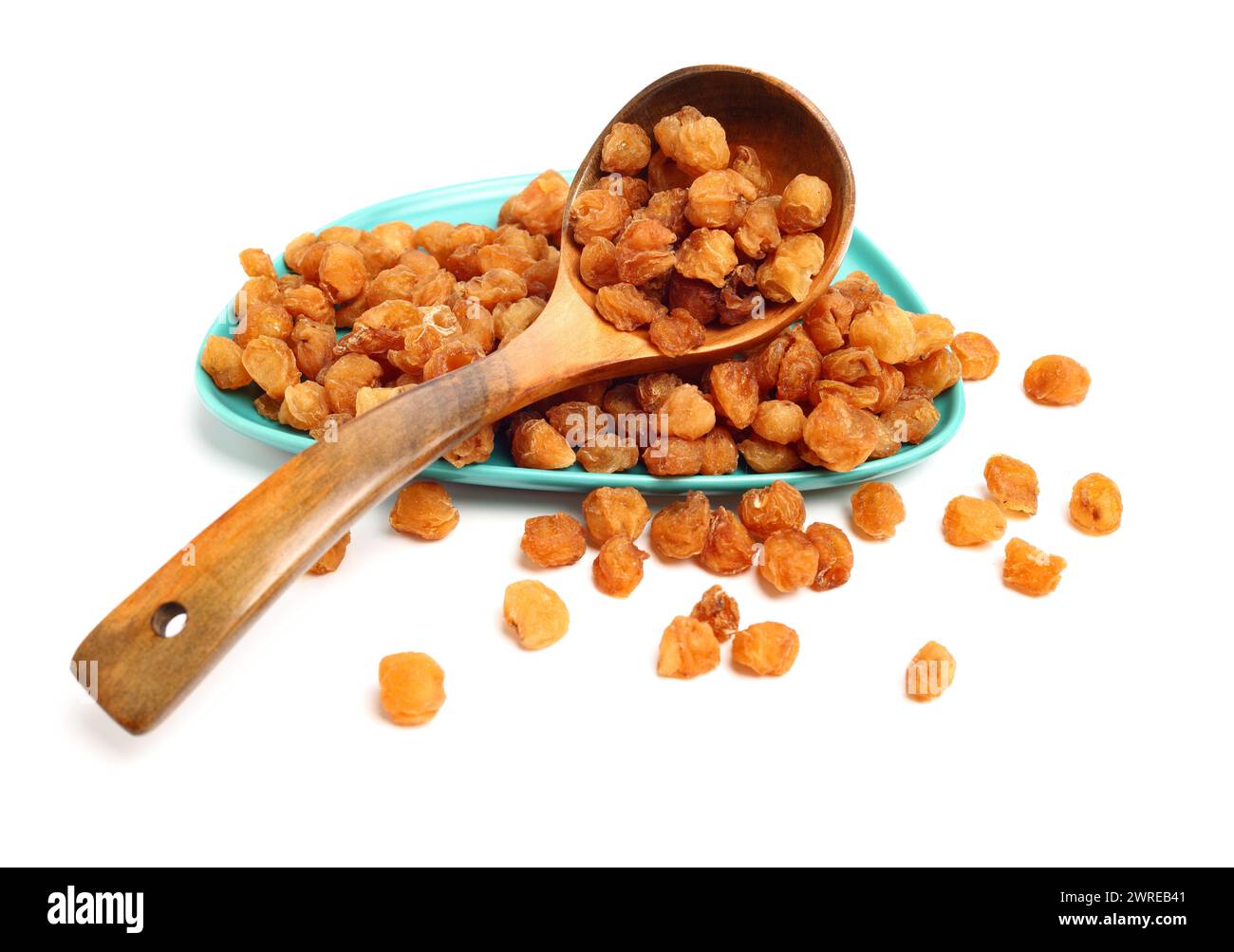 longan séché sur fond blanc Banque D'Images