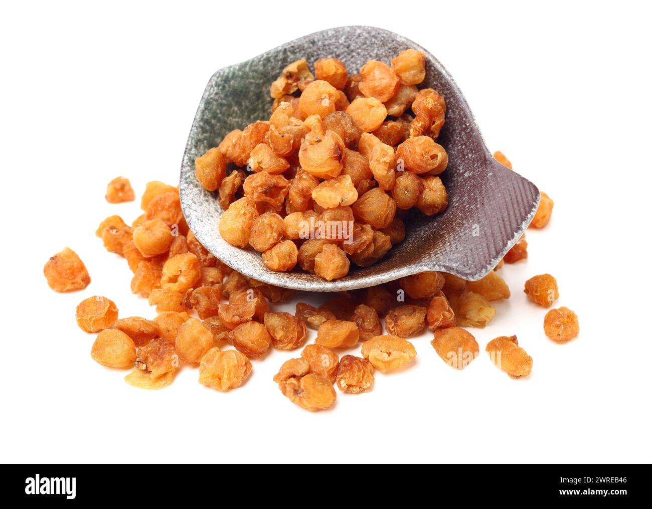 longan séché sur fond blanc Banque D'Images