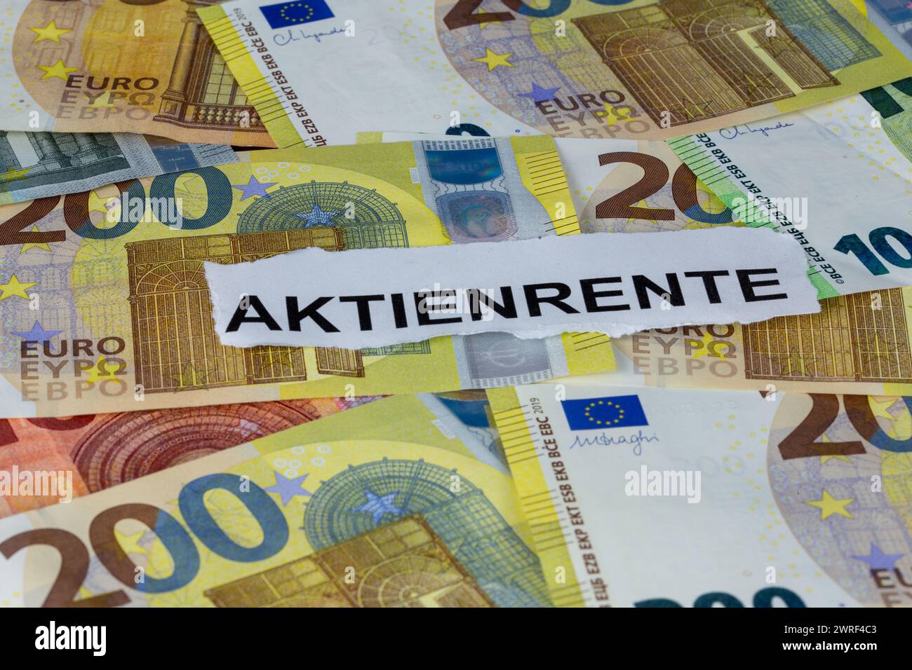 Le mot allemand AKTIENRENTE (quote-part rends) sur les billets en euros (image symbolique) Banque D'Images