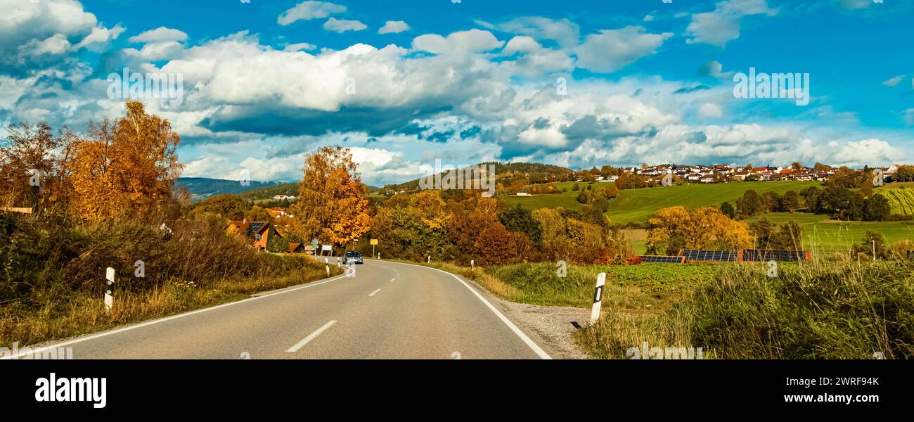 Automne ou vue d'été indien près de Hunderdorf, Straubing-Bogen, forêt bavaroise, Bavière, Allemagne Hunderdorf bb 001 Banque D'Images