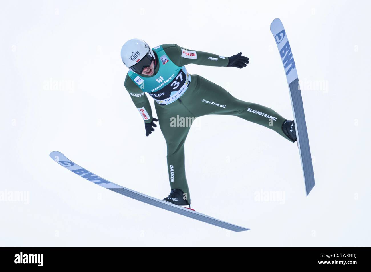 Trondheim 20240312.Piotr Zyla de Pologne lors du saut en Coupe du monde FIS à Granåsen à Trondheim. Photo : Geir Olsen / NTB Banque D'Images