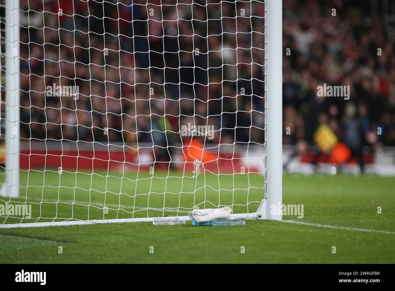 Londres, Royaume-Uni. 12 mars 2024. Londres, le 12 mars 2024 : Net réparé pendant la première mi-temps lors de la manche de la Ligue des Champions de l'UEFA du 16e match d'étape entre Arsenal et le FC Porto à l'Emirates Stadium, Londres, Angleterre. (Pedro Soares/SPP) crédit : photo de presse SPP Sport. /Alamy Live News Banque D'Images