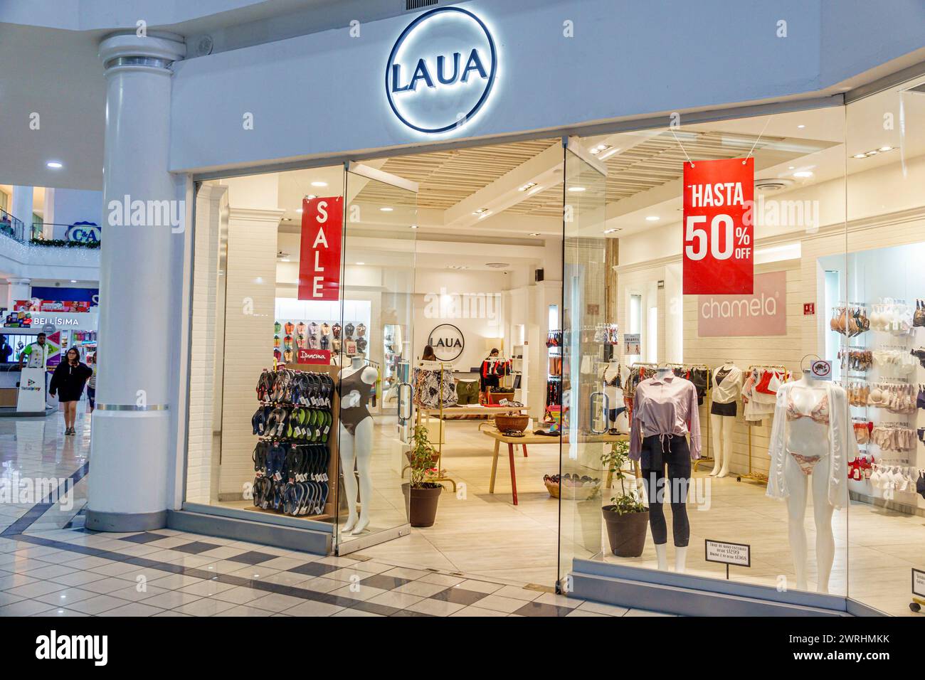 Merida Mexique,Gonzalo Guerrero Calle 50,Gran Plaza Merida,intérieur,Laua magasin de vêtements pour femmes magasins d'affaires commerçants marchands ma Banque D'Images