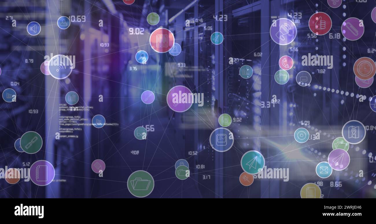 Image d'un réseau d'icônes numériques et de traitement de données sur des serveurs informatiques Banque D'Images