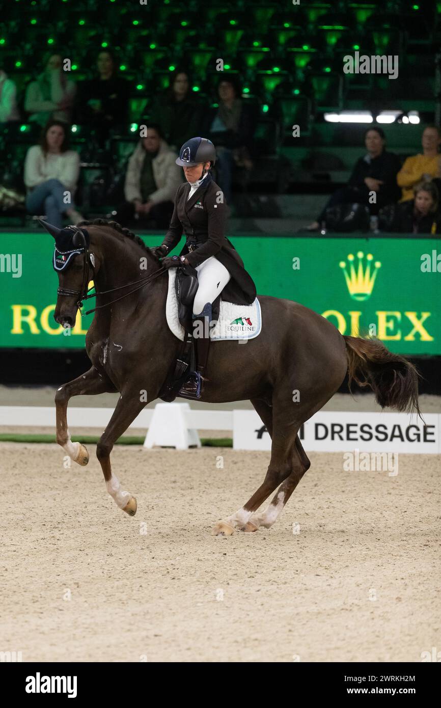 DenBosch, pays-Bas - 9 mars 2024. Isabell Cool de Belgique concourt dans la classe de dressage CDI3* au Masters néerlandais 2024. Banque D'Images