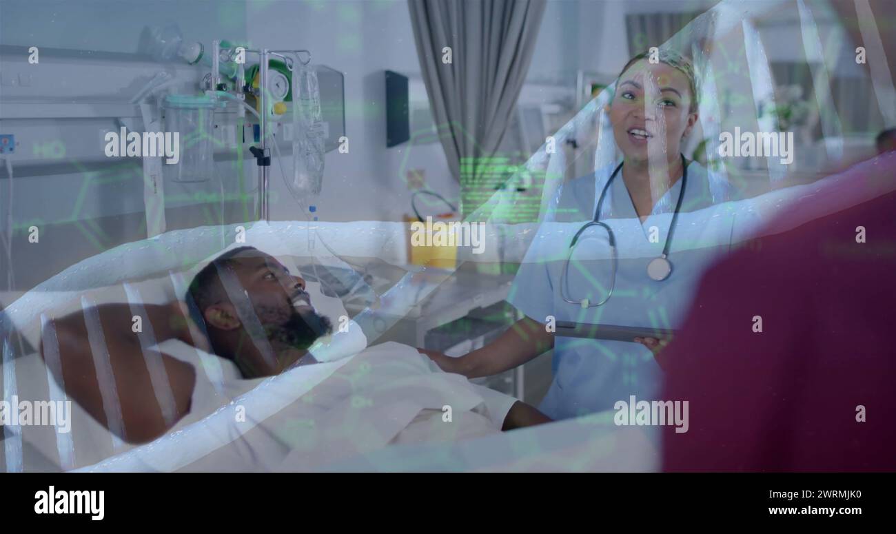 Image du brin d'adn sur médecin biracial et patient masculin à l'hôpital Banque D'Images