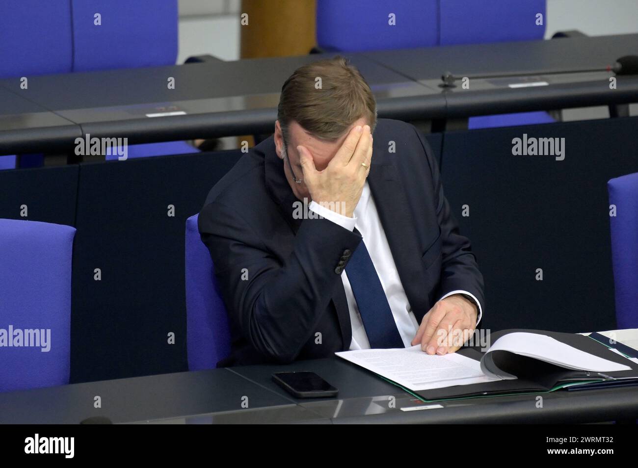 Boris Pistorius in der 156. Sitzung des Deutschen Bundestages im Reichstagsgebäude. Berlin, 13.03.2024 Banque D'Images