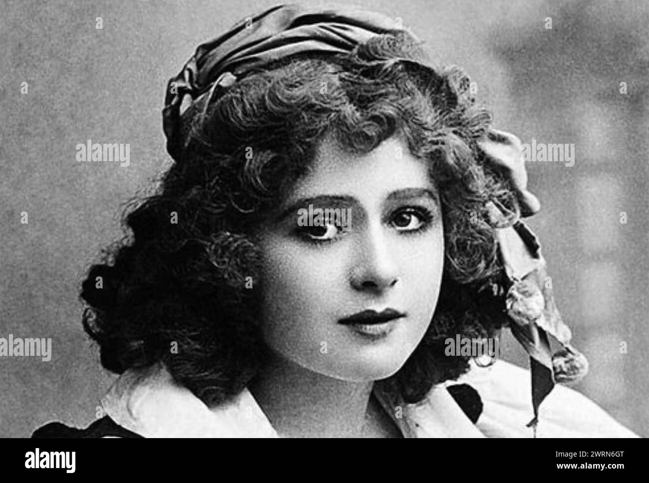 MABEL LOVE (1874-1953) actrice et danseuse anglaise Banque D'Images