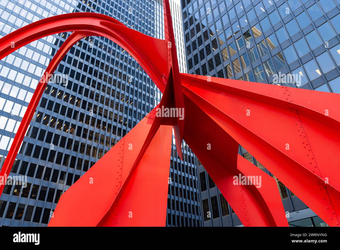 Chicago, Illinois - États-Unis - 11 mars 2024 : installation artistique intitulée 'Alexander Calder's Flamingo' par l'artiste Alexander Calder, construite en Banque D'Images