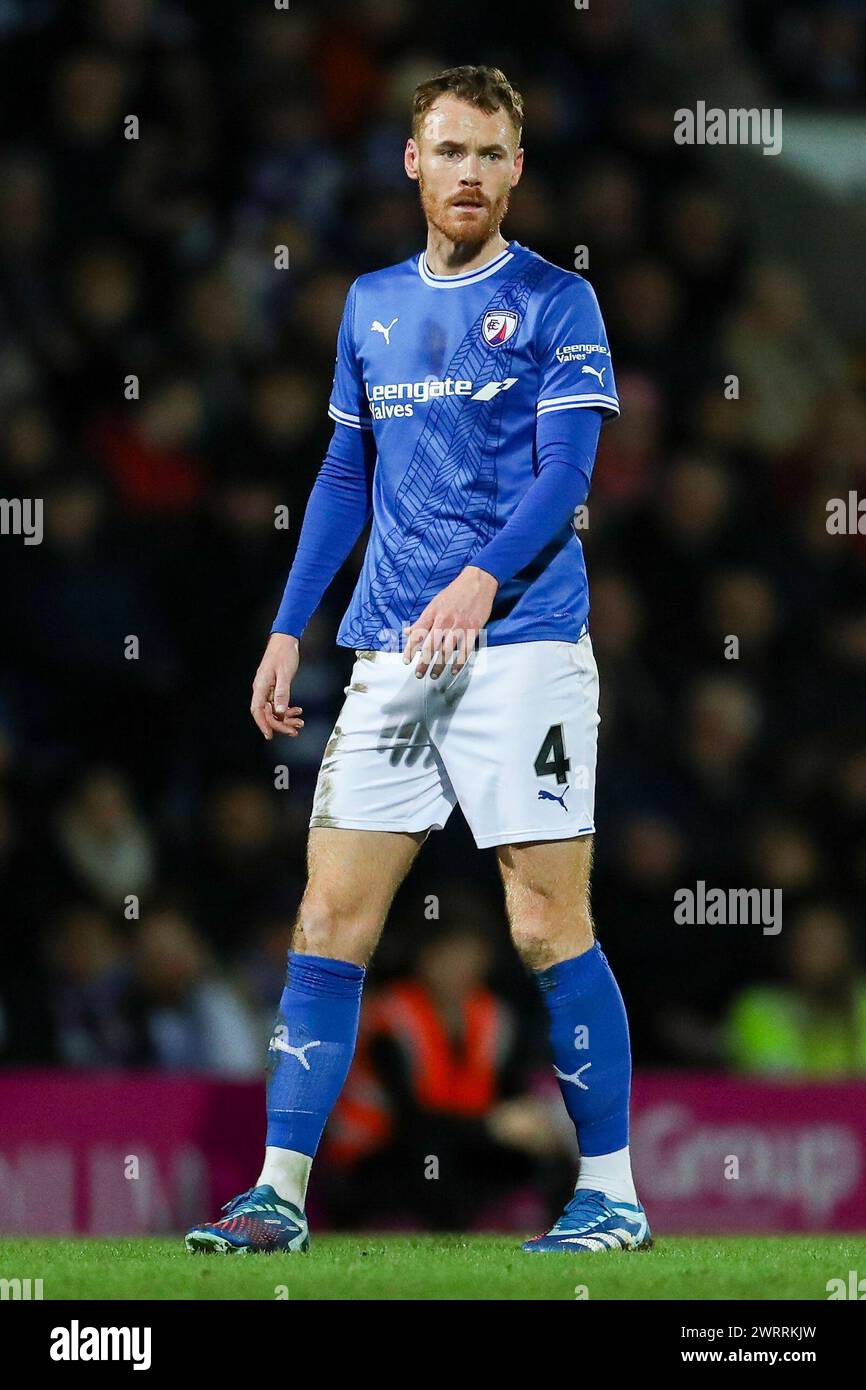 Chesterfield, Royaume-Uni. 12 mars 2024. Le milieu de terrain de Chesterfield Tom Naylor (4) lors du match de la Ligue nationale Chesterfield FC contre Oxford City FC Vanarama au SMH Group Stadium, Chesterfield, Angleterre, Royaume-Uni le 12 mars 2024 Credit : Every second Media/Alamy Live News Banque D'Images