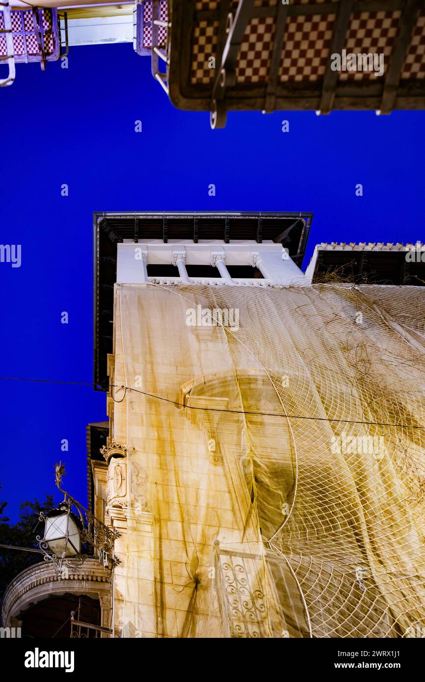 Bâtiment en rénovation dans la vieille ville d'Orihuela Banque D'Images