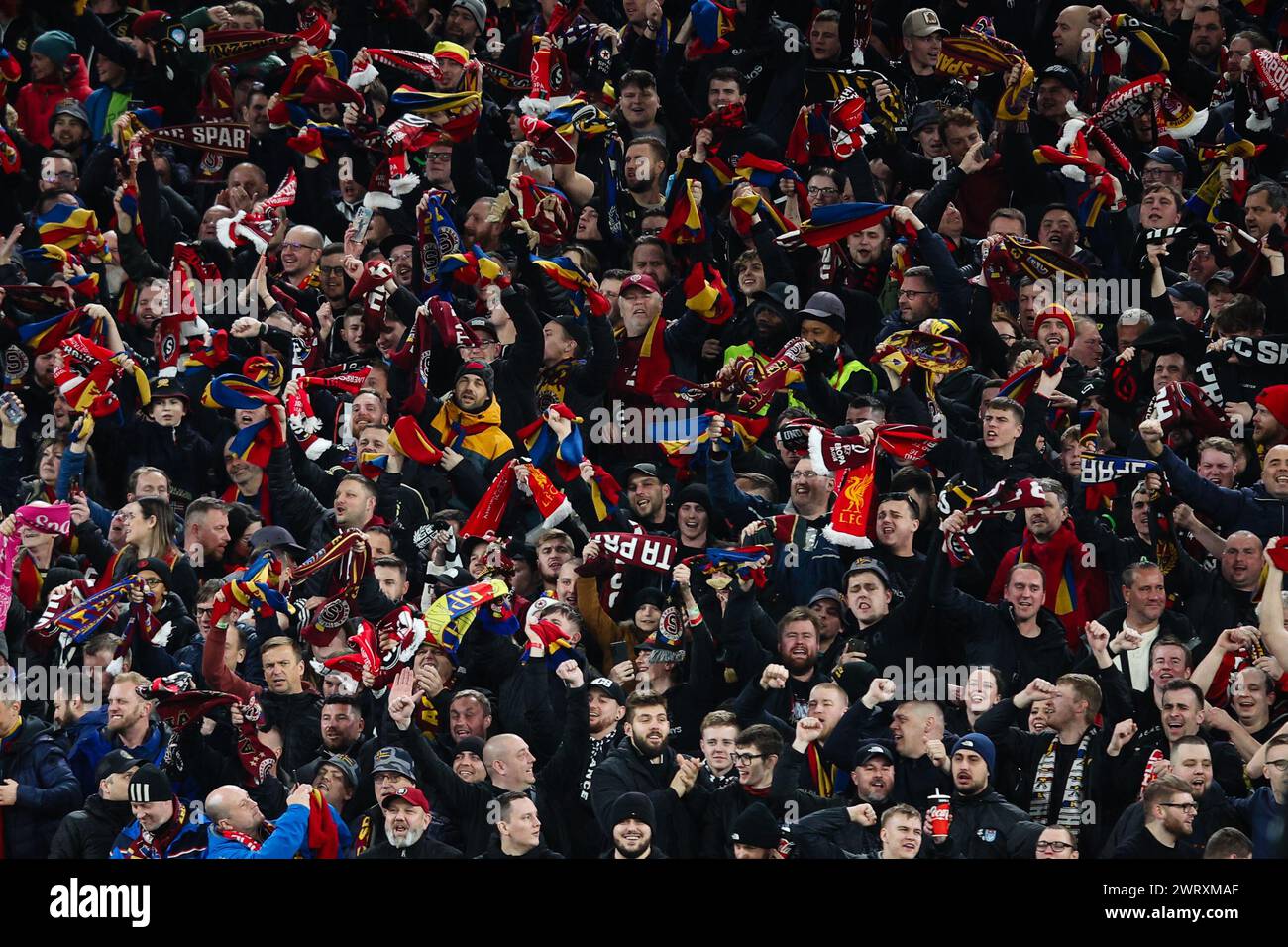 LIVERPOOL, Royaume-Uni - 14 mars 2024 : les fans du Sparta Praha célèbrent leur premier but lors de la manche de l'UEFA Europa League Round du match de deuxième manche entre le Liverpool FC et le Sparta Prague au stade Anfield (crédit : Craig Mercer/ Alamy Live News) Banque D'Images