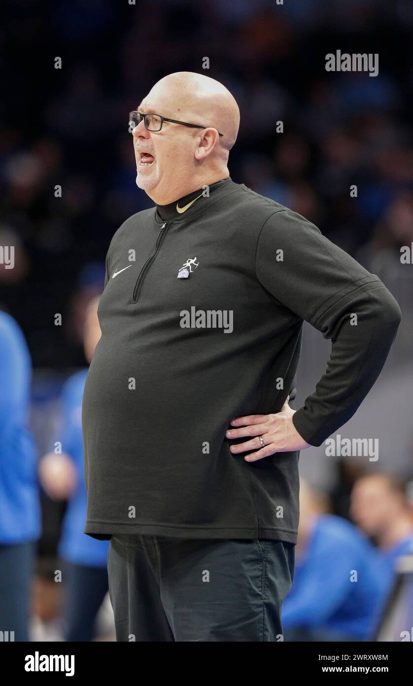 14 mars 2024 : Steve Forbes, entraîneur-chef de Wake Forest Demon Deacons, lors d'un match du tournoi de basket-ball masculin de l'ACC entre les Wake Forest Demon Deacons et les Pitt Panthers au Capital One Arena de Washington, DC Justin Cooper/CSM Banque D'Images