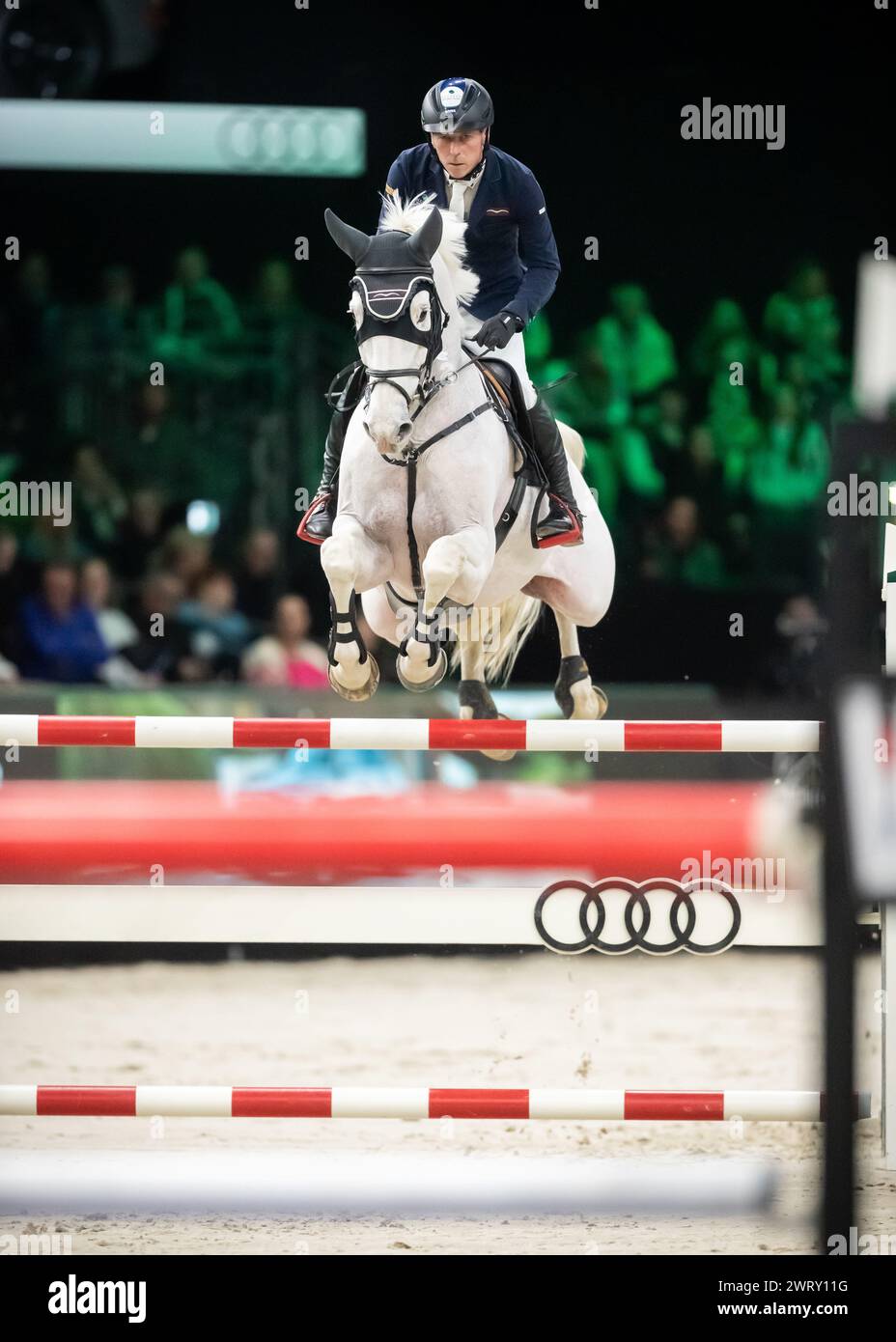 Denbosch, pays-Bas - 10 mars 2024. Hans-Dieter Dreher, de l'Allemagne, à cheval sur Elysium, concourra dans une catégorie de vitesse 1,45 lors du Rolex Dutch Masters 2024 Banque D'Images