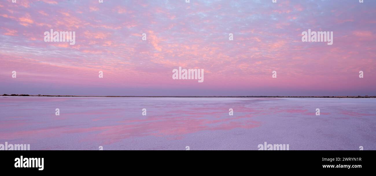 Le lac Tyrrell est le plus grand lac d'eau salée du lac Sea dans le district de Mallee au nord-ouest de Victoria, en Australie Banque D'Images