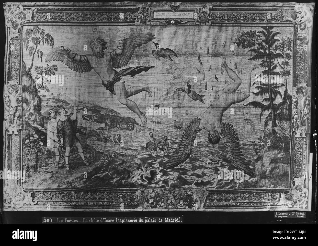 Chute d'Icare. Pannemaker, Wilhelm de (Netherlandish (avant 1600) - Flandre, Act. 1535-1578) (atelier) [tisserand] Vermeyen, Jan Cornelis (Barbalonga) (pays-Bas (avant 1600) - pays-Bas du Nord, CA.1500-1559) (auteur du dessin) [peintre] c. 1545-1550 tapisserie dimensions : H 313 x l 357 mm tapisserie matériaux/techniques : laine et soie ; fil métallique (argent) ; fil métallique (or) culture : Centre de tissage flamand : Bruxelles histoire de propriété: Espagne, Ségovie, Ségovie, Palacio de San Ildefonso, accno. A. 264-7783. Inscriptions : inscription en bordure supérieure : Ycarus inprudens cadit Daedalus pres Banque D'Images