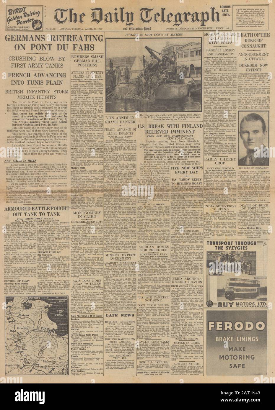 1943 le Daily Telegraph fait une reportage sur la bataille pour la Tunisie et le massacre de Katyn Banque D'Images