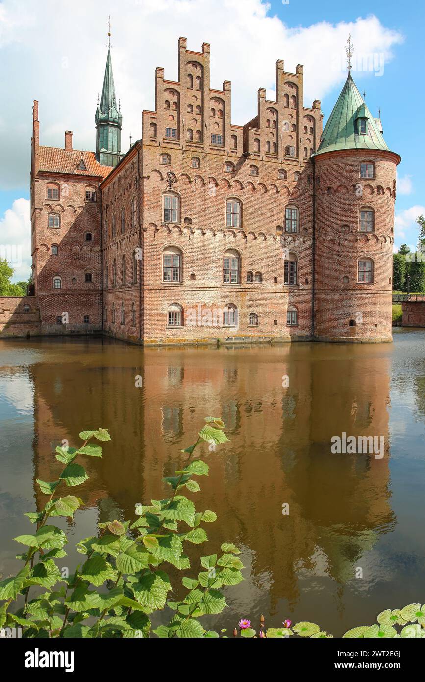 Funen, Danemark - Château Renaissance d'Egeskov dans le sud de l'île de Funen, Danemark. Banque D'Images