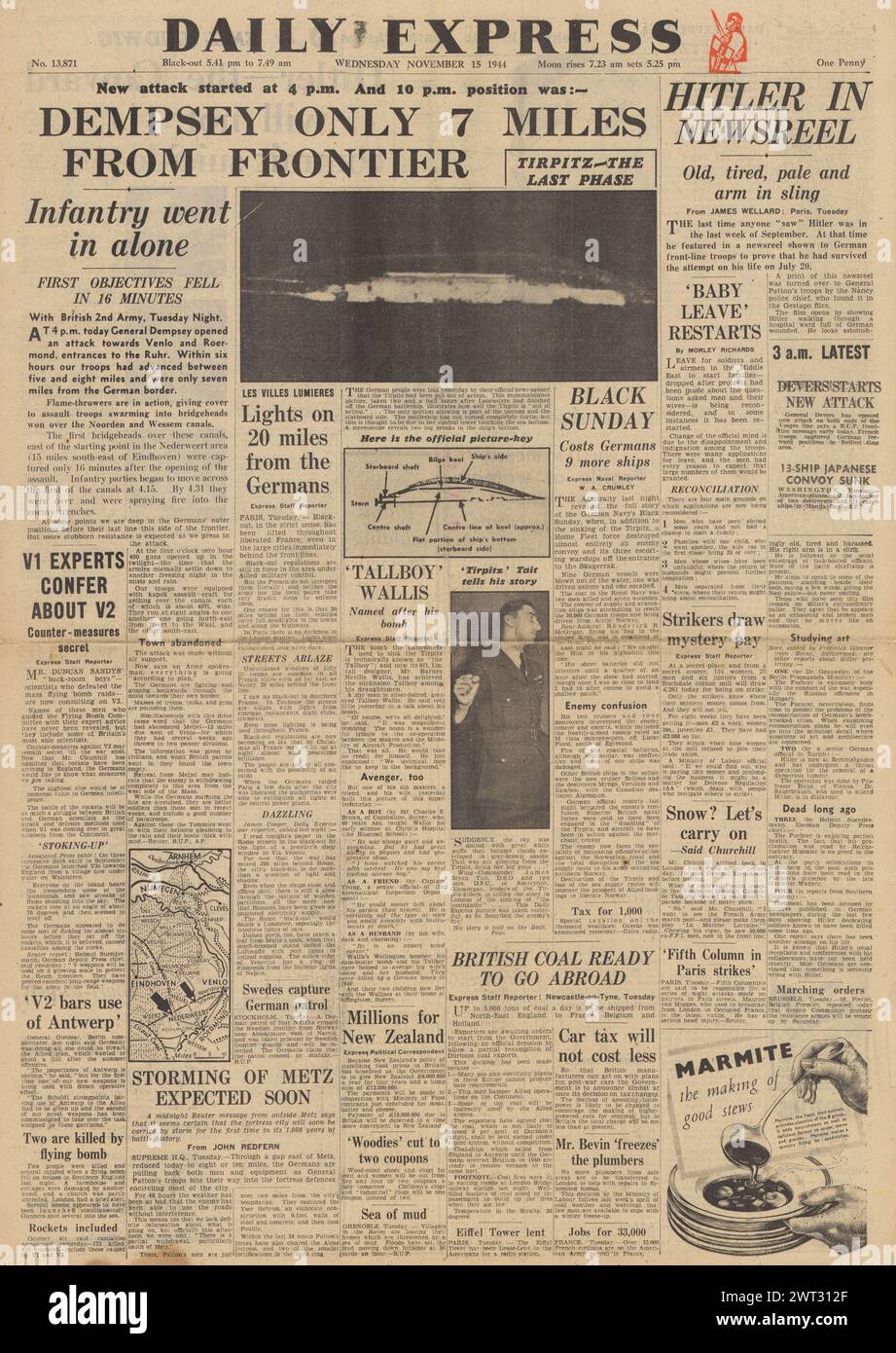 1944 Daily Express page de couverture faisant état du naufrage du Tirpitz et de l'avancée de la seconde armée britannique vers la frontière allemande Banque D'Images