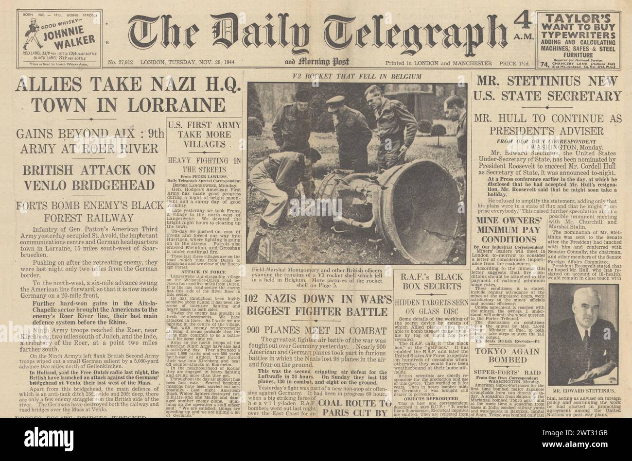 1944 la page d'accueil du Daily Telegraph rapporte que les forces américaines capturent St Avold, Edward Stettinius est le nouveau secrétaire d'État américain et les batailles aériennes au-dessus de l'Allemagne Banque D'Images