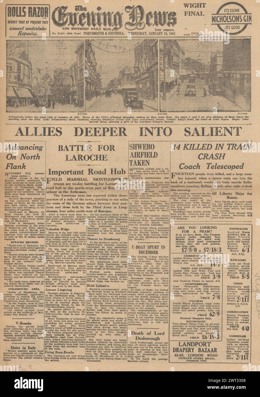 1945 la page d'accueil de l'Evening News rapporte l'accident ferroviaire de Battle of the Bulge et Ballymacarrett Banque D'Images