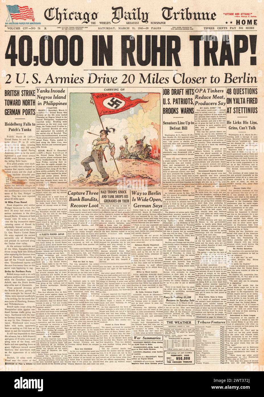 1945 Chicago Daily Tribune page d'accueil faisant état des forces allemandes piégées dans la Ruhr, des forces américaines capturent Heidelberg et des troupes américaines envahissent les îles Negros Banque D'Images