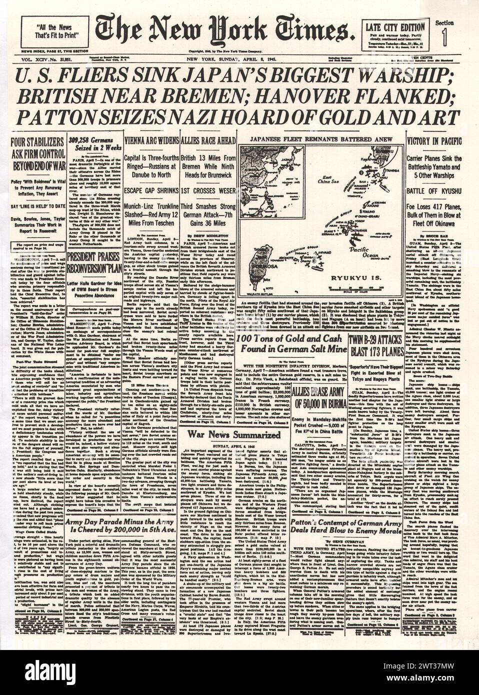 1945 le New York Times rapporte que les Alliés avancent sur Brême, coulent le cuirassé japonais Yamato, battent pour Vienne et capturent des réserves d'or allemandes Banque D'Images