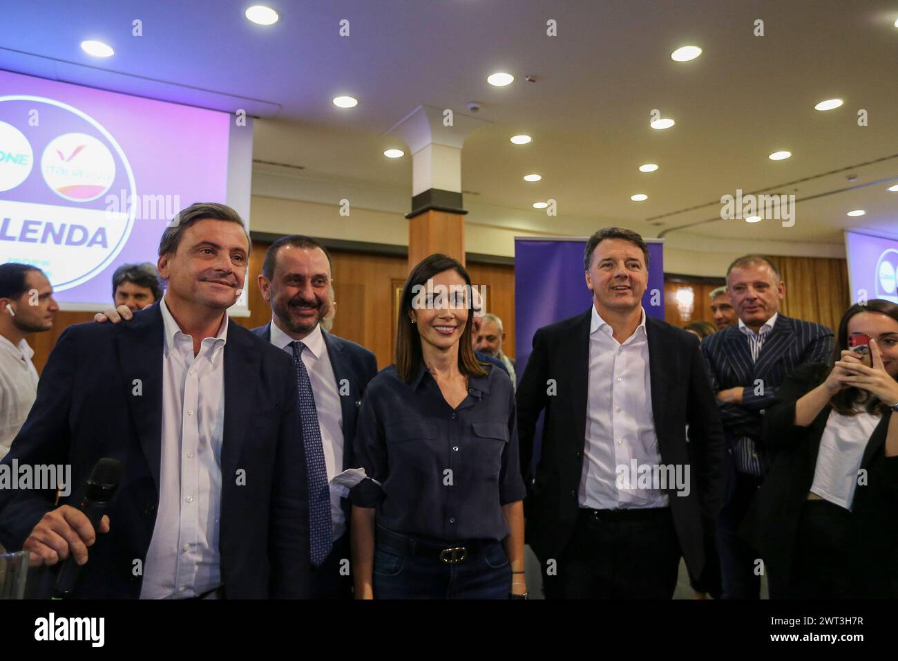 Les politiciens de la coalition action-Italie vivante (de gauche à droite), Carlo Calenda, Ettore Rosato, Mara Carfagna et Matteo Renzi, pendant l'électo Banque D'Images