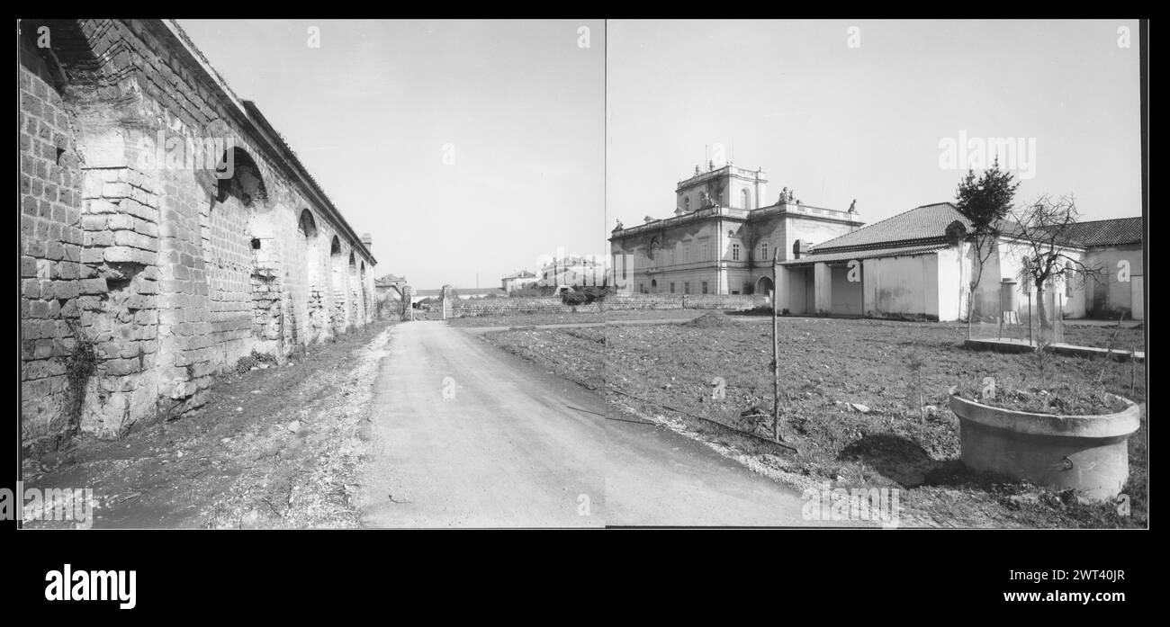 Campanie Caserta Carditello Plazzo Reale6. Hutzel, Max 1960-1990 Max Hutzel (1911-1988), photographe et chercheur d'origine allemande, a photographié en Italie du début des années 1960 jusqu'à sa mort. Le résultat de ce projet, appelé Foto Arte Minore par Hutzel, est une documentation approfondie du développement historique de l'art en Italie jusqu'au XVIIIe siècle, y compris des objets des Étrusques et des Romains, ainsi que des monuments médiévaux, romans, gothiques, Renaissance et baroques. Les images sont organisées par région géographique en Italie, puis par province, ville, complexe de sites et monument. Banque D'Images