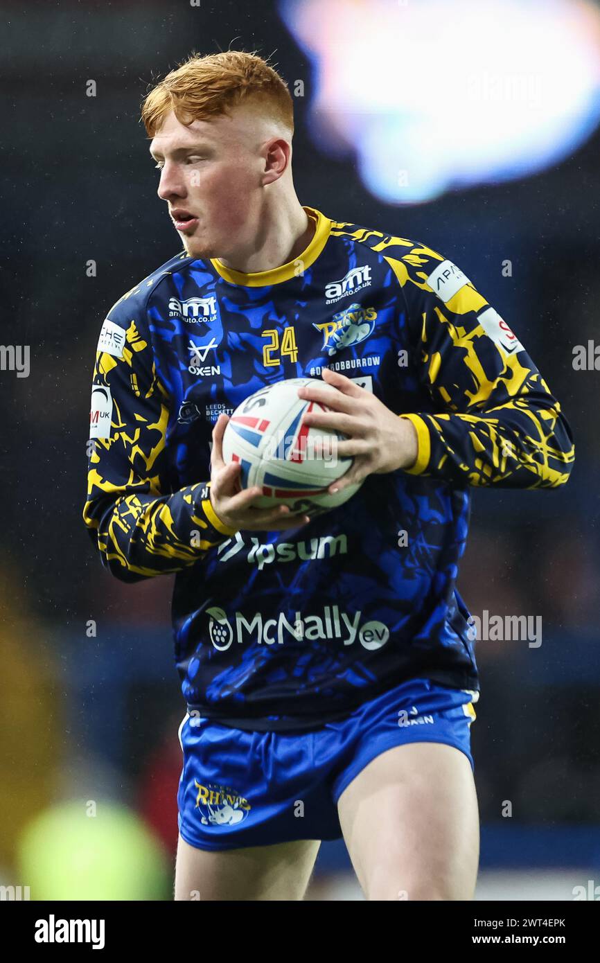 Luis Roberts de Leeds Rhinos lors de l'échauffement avant le match Betfred Super League Round 5 Leeds Rhinos vs St Helens au Headingley Stadium, Leeds, Royaume-Uni, le 15 mars 2024 (photo par Mark Cosgrove/News images) in, le 15/03/2024. (Photo de Mark Cosgrove/News images/SIPA USA) crédit : SIPA USA/Alamy Live News Banque D'Images