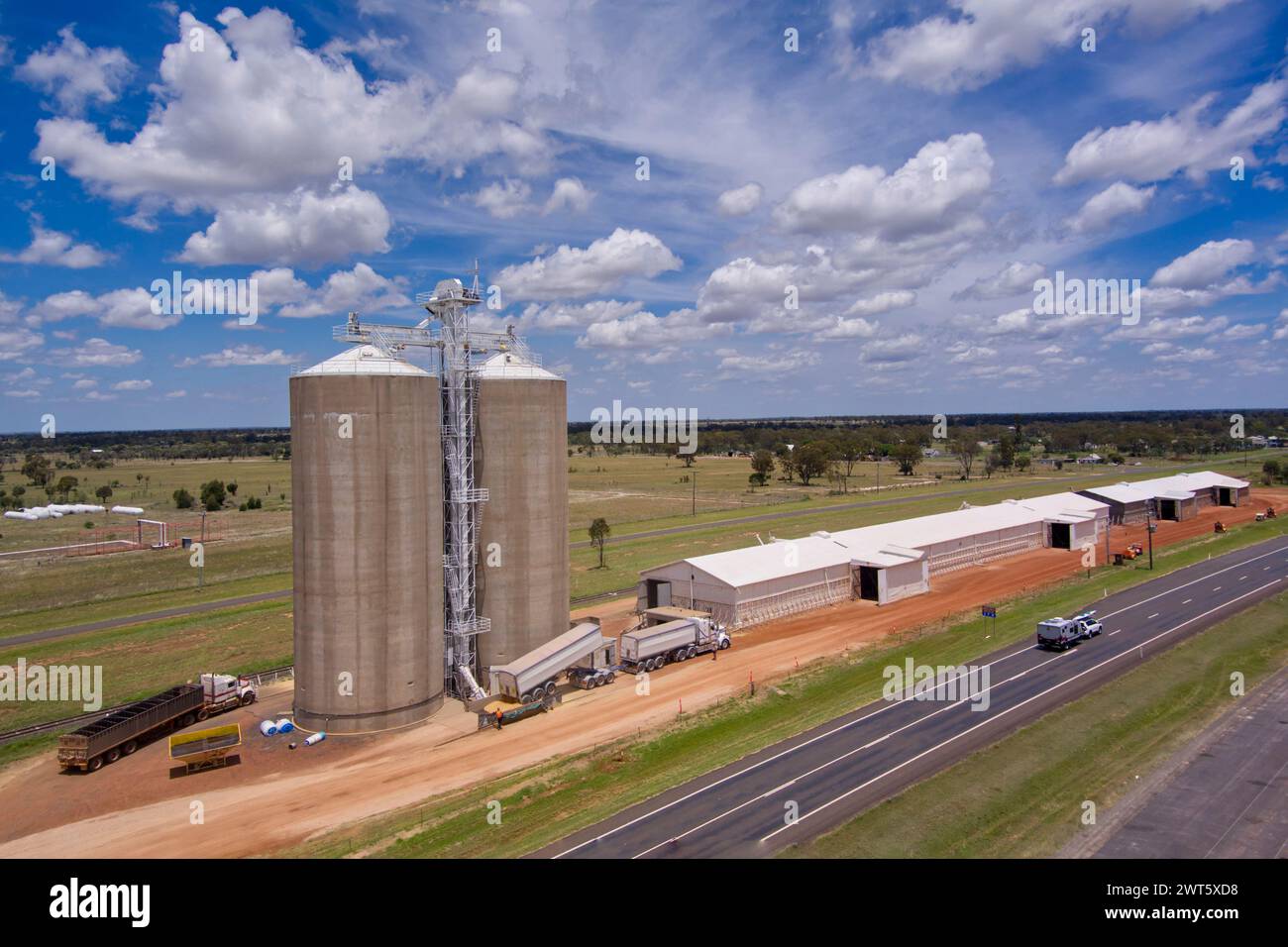 Antenne du dépôt grain Corp pour le grain à Wallumbilla sur le Maranoa Queensland Australie Banque D'Images