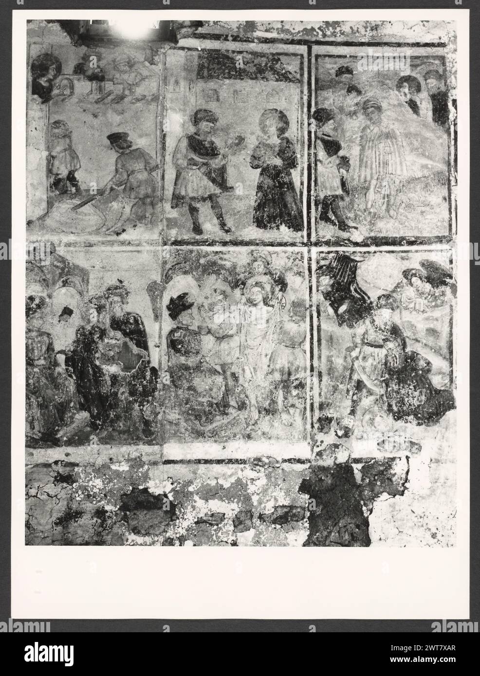 Lazio Rome Sant'Oreste S. Silvestro1. Hutzel, Max 1960-1990 médiéval : église du vie siècle avec la structure originale et un cadre carolingien en grande partie intact (partiellement en ruines) ; autel sculpté, colonnes et chapiteaux ; fresques photographe et érudit allemand Max Hutzel (1911-1988) photographié en Italie du début des années 1960 jusqu'à sa mort. Le résultat de ce projet, désigné par Hutzel comme Foto Arte Minore, est une documentation approfondie du développement historique de l'art en Italie jusqu'au XVIIIe siècle, y compris des objets des Étrusques et des Romains, ainsi que du début médiéval, roman, Banque D'Images