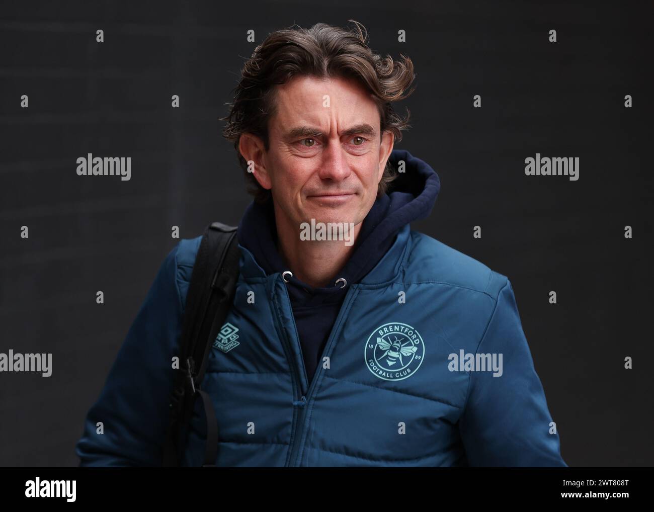 Burnley, Royaume-Uni. 16 mars 2024. Thomas Frank, entraîneur de Brentford, arrive à Turf Moor avant le match de premier League à Turf Moor, Burnley. Le crédit photo devrait se lire : Gary Oakley/Sportimage crédit : Sportimage Ltd/Alamy Live News Banque D'Images