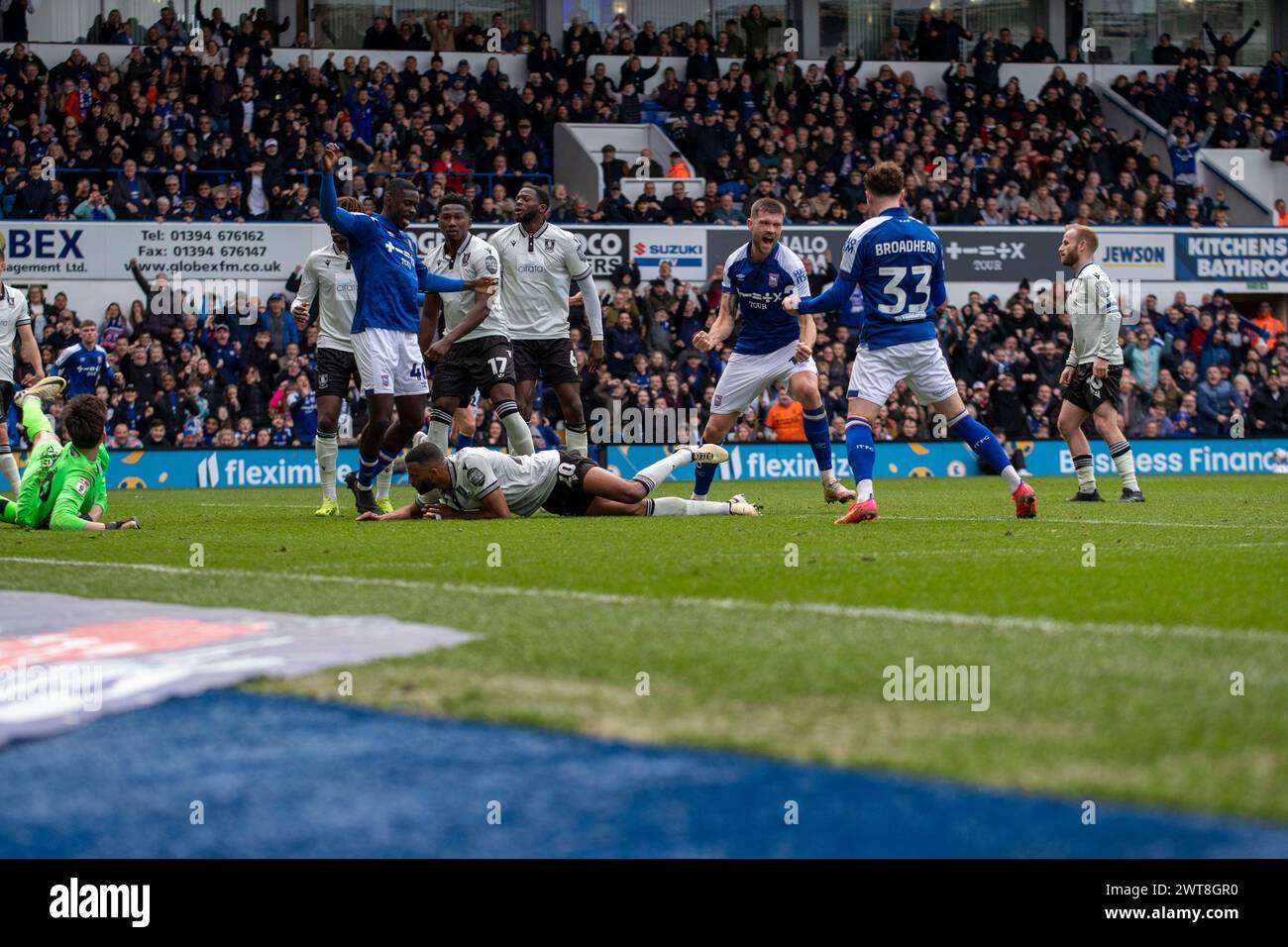 Cameron Burgess d'Ipswich Town fait 2-0 lors du match du Sky Bet Championship entre Ipswich Town et Sheffield mercredi à Portman Road, Ipswich le samedi 16 mars 2024. (Photo : David Watts | mi News) crédit : MI News & Sport /Alamy Live News Banque D'Images