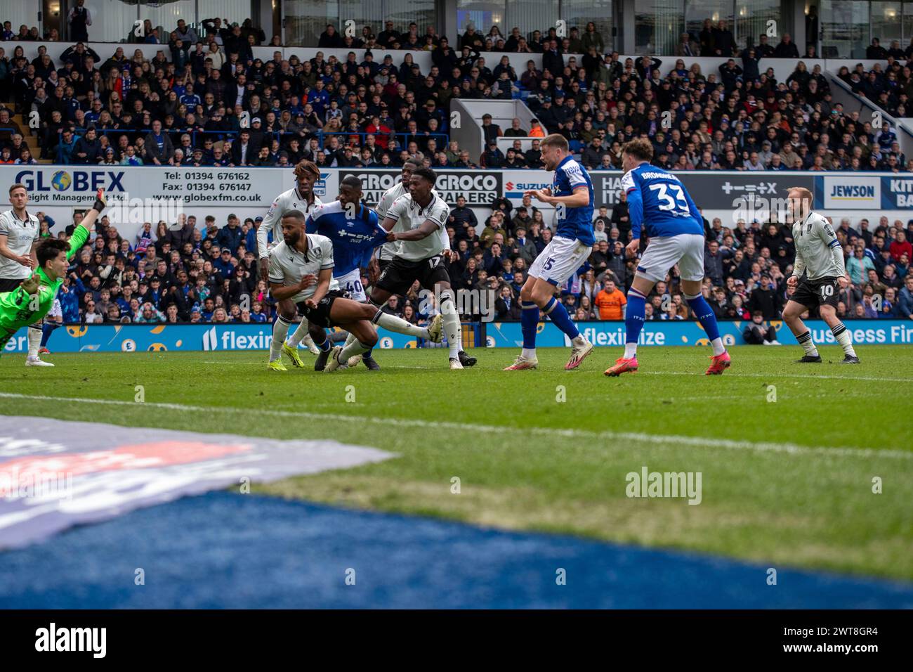 Cameron Burgess d'Ipswich Town fait 2-0 lors du match du Sky Bet Championship entre Ipswich Town et Sheffield mercredi à Portman Road, Ipswich le samedi 16 mars 2024. (Photo : David Watts | mi News) crédit : MI News & Sport /Alamy Live News Banque D'Images