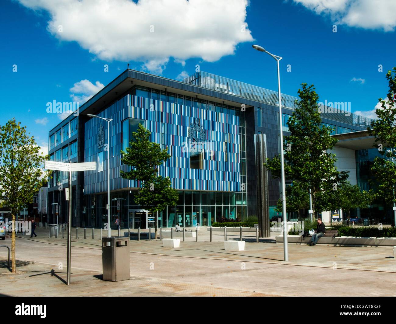 Le bureau civique du conseil municipal de Doncaster Metropolitan Borough Council, Waterdale, Doncaster, South Yorkshire. Tourné le 27 juillet 2016, par Chris Watson Banque D'Images