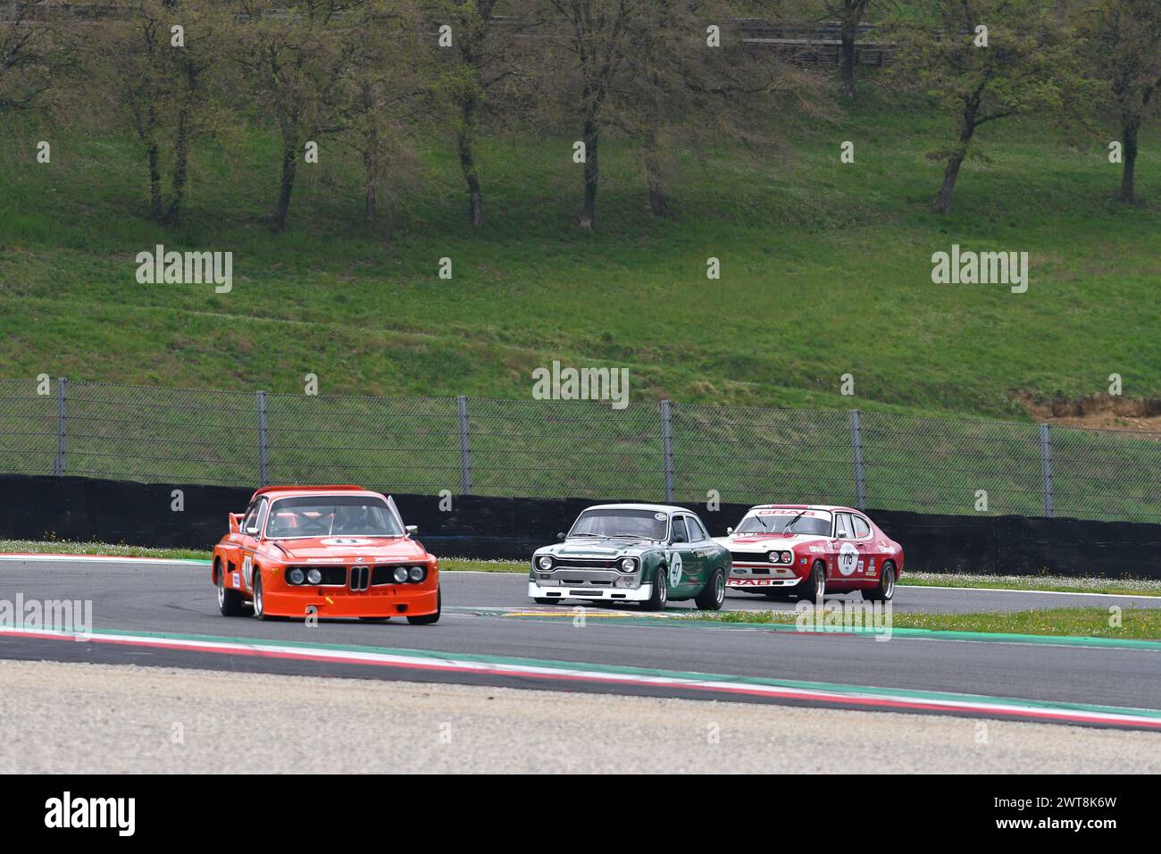 Scarperia, 2 avril 2023 : BMW 3,0 CSL 1972 en action lors du Mugello Classic 2023 sur le circuit de Mugello en Italie. Banque D'Images