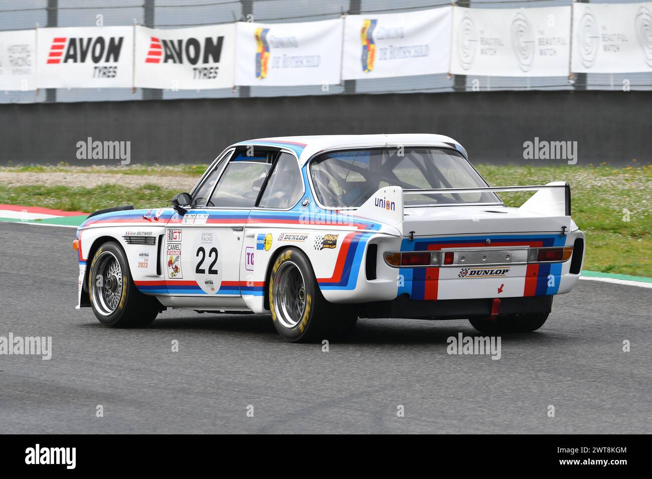 Scarperia, 2 avril 2023 : BMW 3,0 CSL 1975 en action lors du Mugello Classic 2023 sur le circuit de Mugello en Italie. Banque D'Images