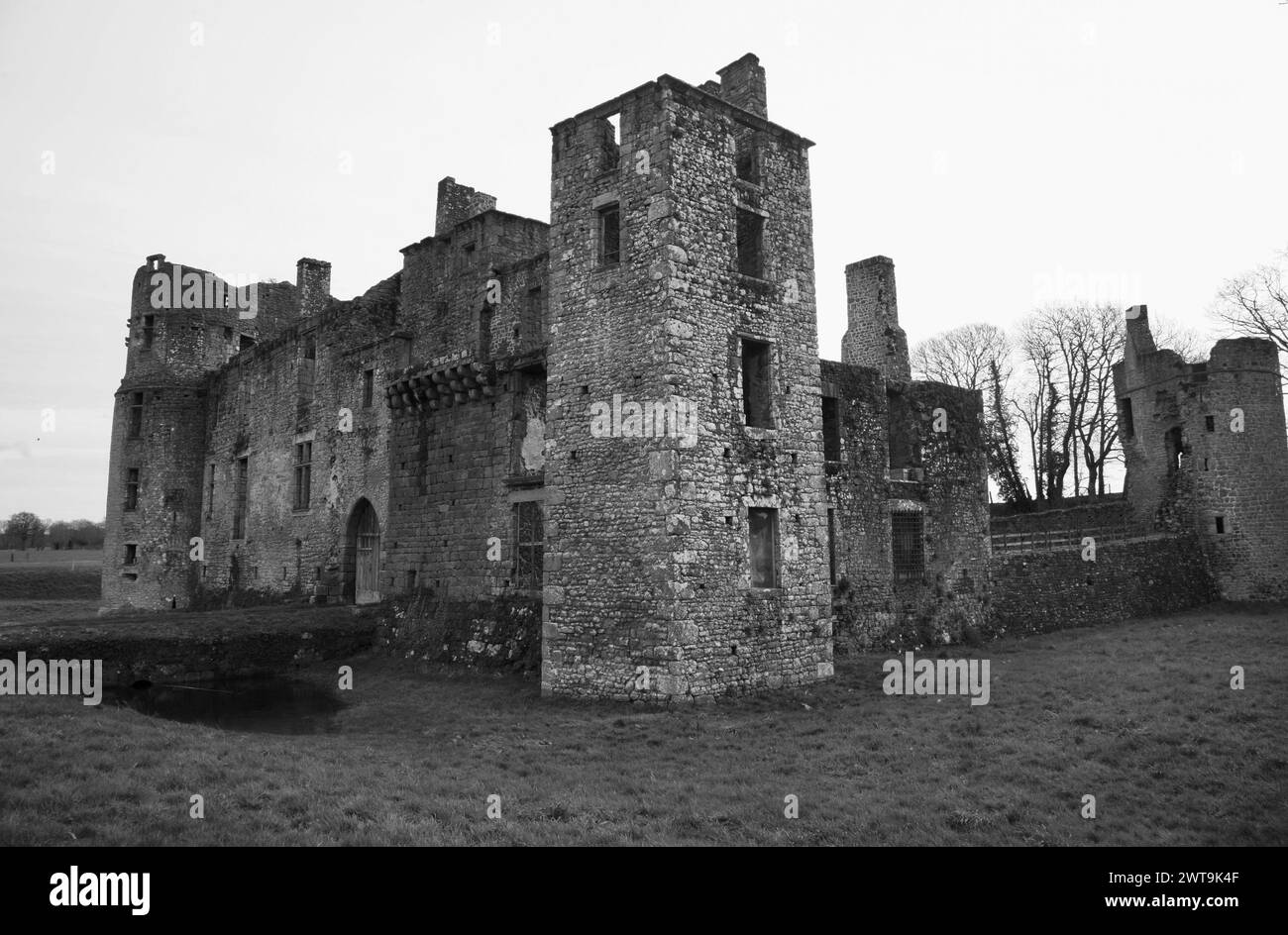 Vue du Château de bois Thibault à Lassay-les-Châteaux, Normandie, France, Europe au printemps 2024 Banque D'Images