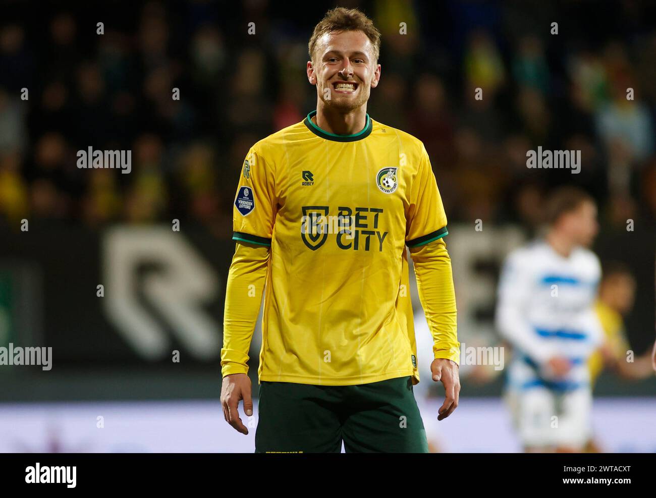 SITTARD, PAYS-BAS - 16 MARS : Kaj Sierhuis de Fortuna Sittard en action lors du match Fortuna Sittard contre Pec Zwolle au Fortuna Sittard Stadion le 16 mars 2024 à Sittard, pays-Bas. (Photo de Orange Pictures) crédit : Orange pics BV/Alamy Live News Banque D'Images