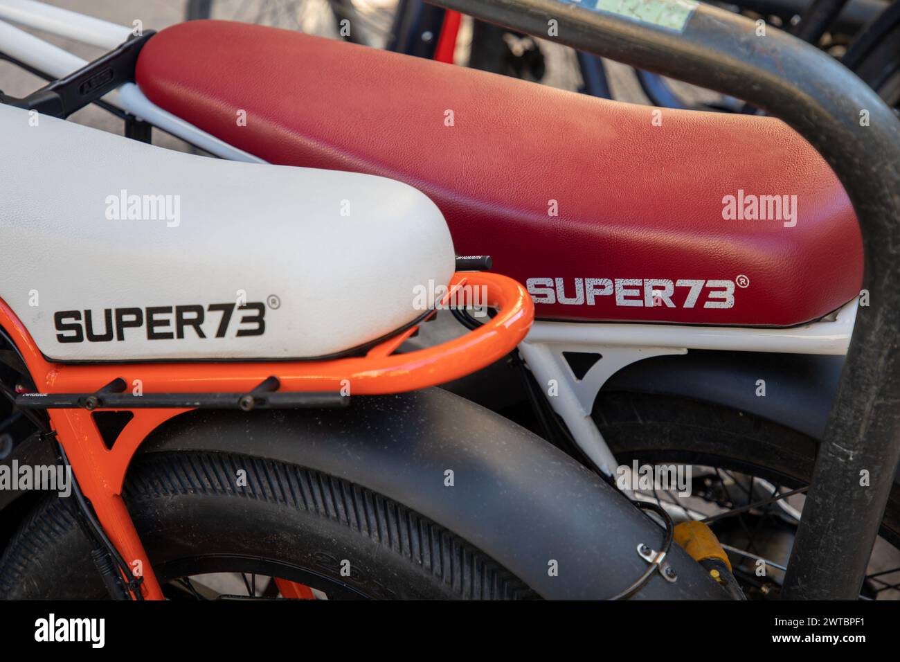 Bordeaux , France - 03 12 2024 : texte et logo de la marque de vélo Super73 vélos électriques pleins de fonctionnalités prêtes pour l'aventure Banque D'Images