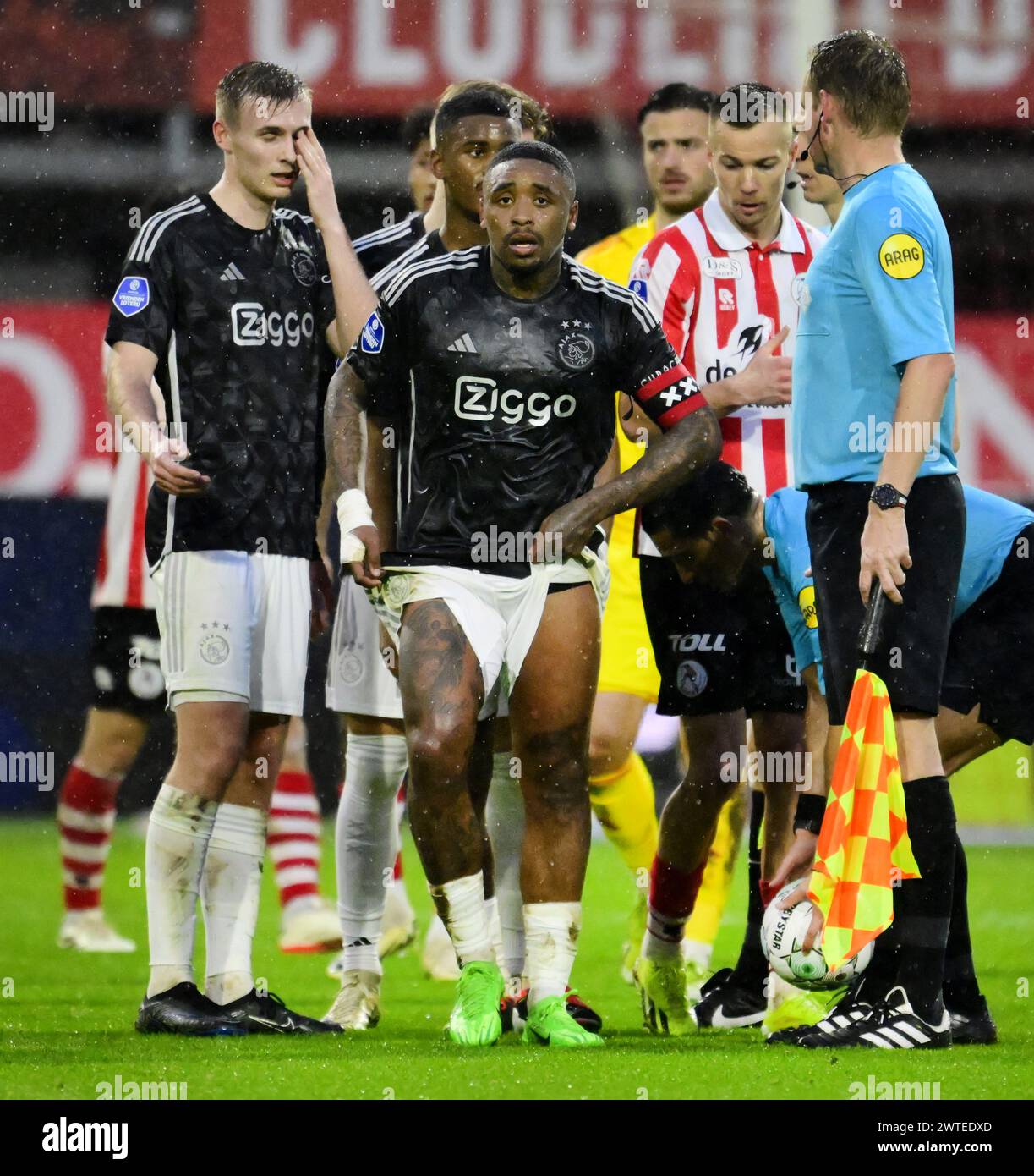 ROTTERDAM - Steven Bergwijn de l'Ajax après le match Néerlandais Eredivisie entre le Sparta Rotterdam et l'Ajax au Sparta Stadium Het Kasteel le 17 mars 2024 à Rotterdam, pays-Bas. ANP OLAF KRAAK Banque D'Images